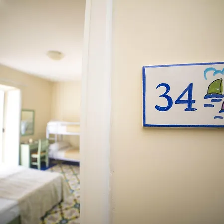 Atlantic Hotel 3*