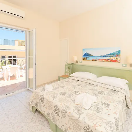 Atlantic 3* Ischia