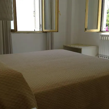 Atlantic Hotel 3*