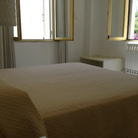 Szálloda Atlantic 3*